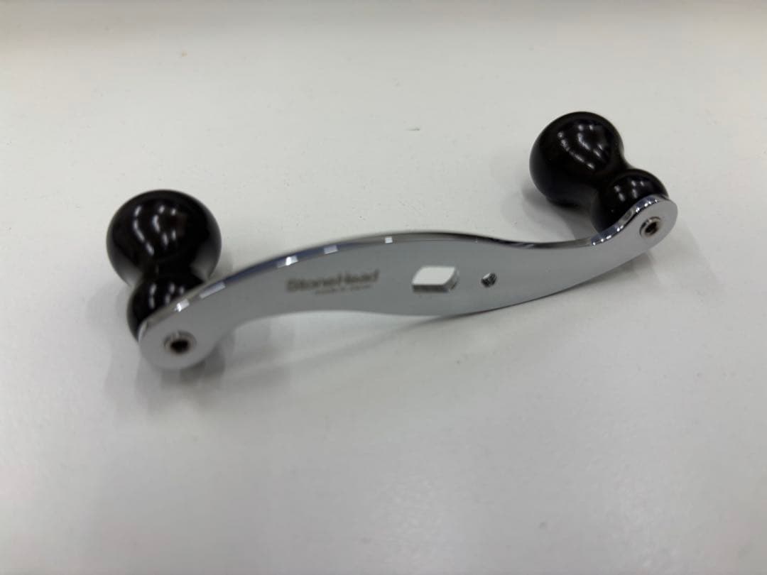 ラッティーツイスター stone head パワーハンドル 右用 90mm アブ