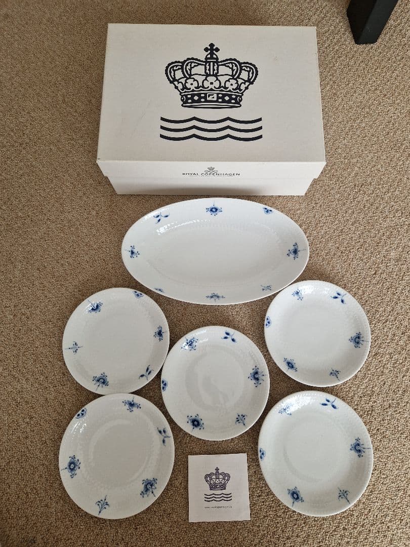 未使用ロイヤルコペンハーゲン　ブルーパルメッテ　オーバル1枚とプレート5枚セット