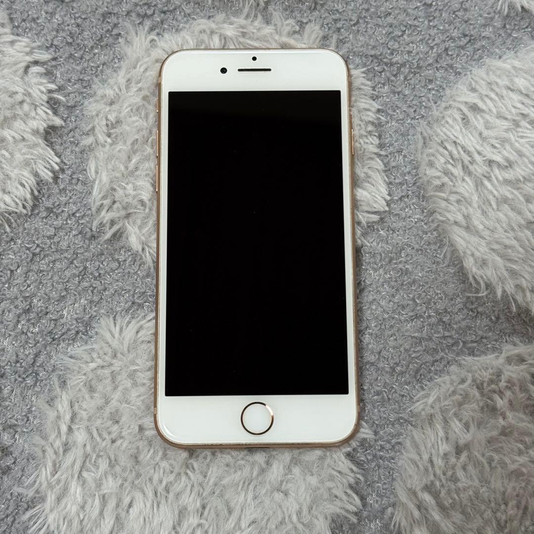 iPhone８ 64GB ゴールド