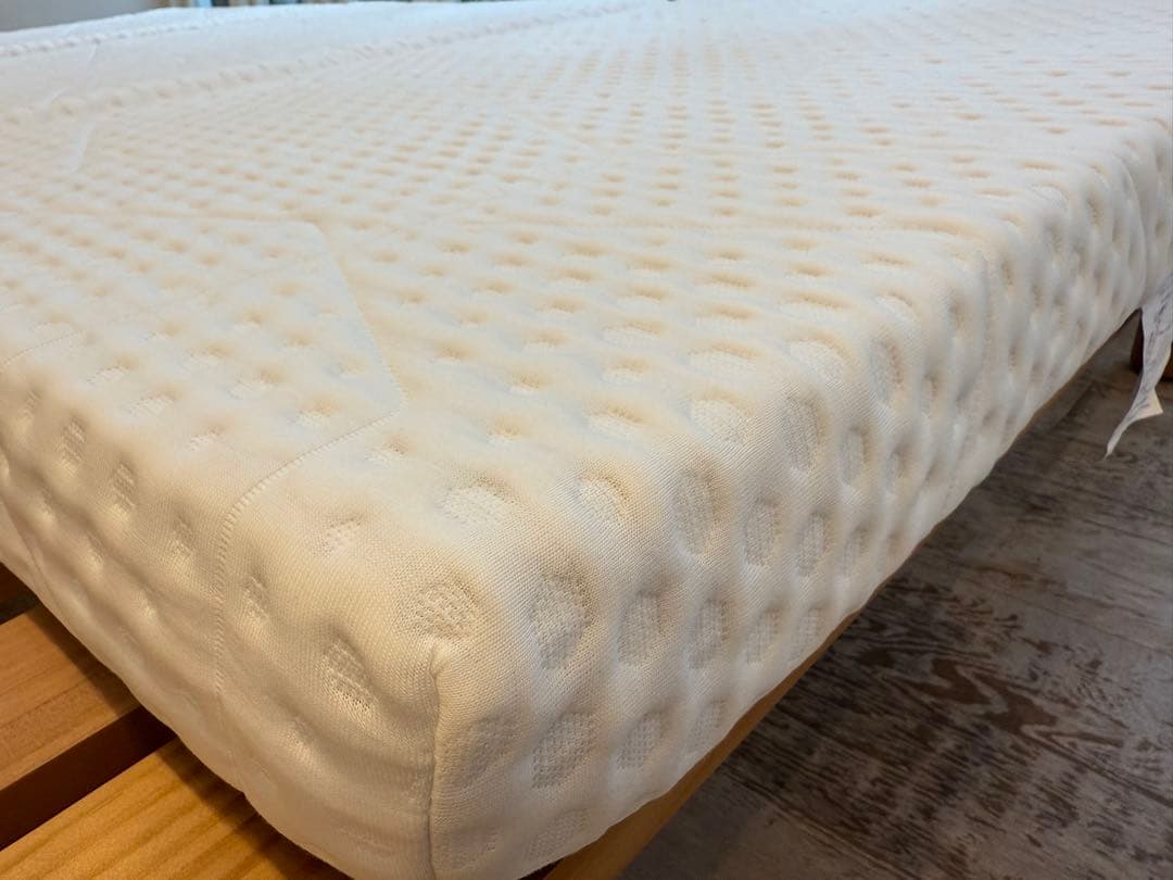 【アウトレット】エマスリープ 敷布団 プレミアム　三つ折り シングル