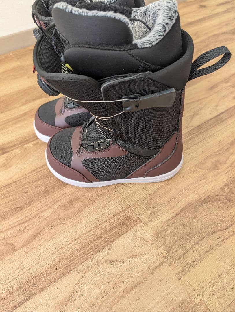 未使用品！　FLUX BOAブーツ 23.5cm