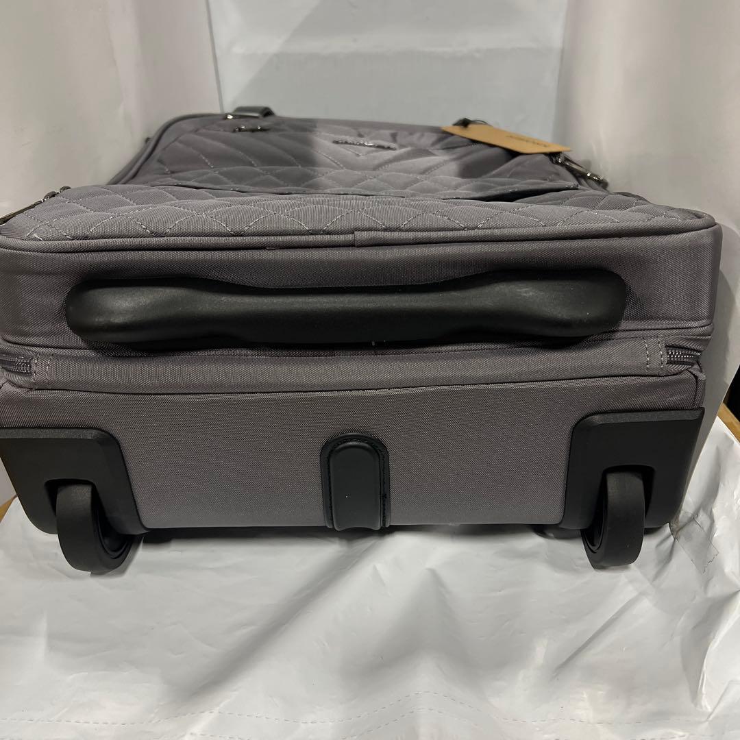 [KROSER] 15インチ 機内持ち込み荷物 USB充電ポート付き