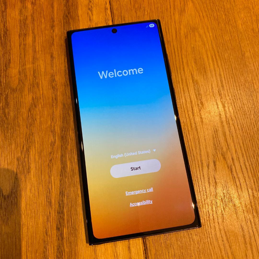 【美品】Galaxy S23 Ultra 256GB SIMフリー【海外版】