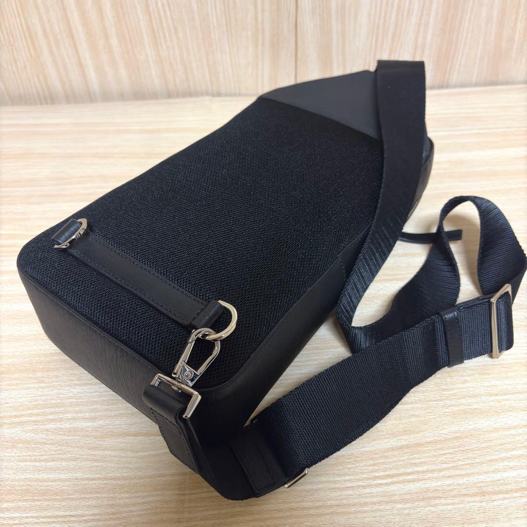 【美品】ポールスミス オールレザー ボディバッグ ワンショルダー APS544