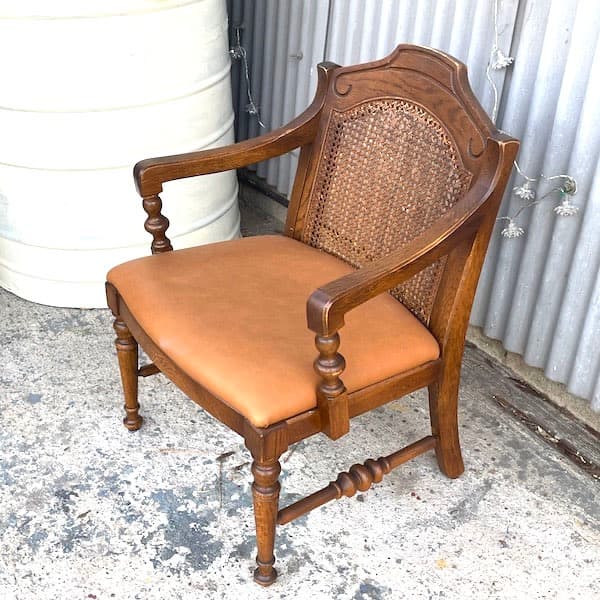 コスガ　アームチェア　クラシック　ジャパンビンテージ　木製椅子　ダイニング　B