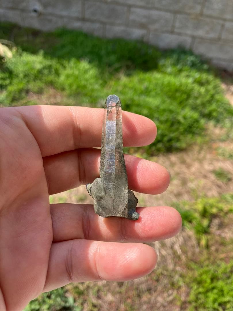 ガネッシュヒマール　ティプリン産　クローライトインクオーツ　レコードキーパー入り