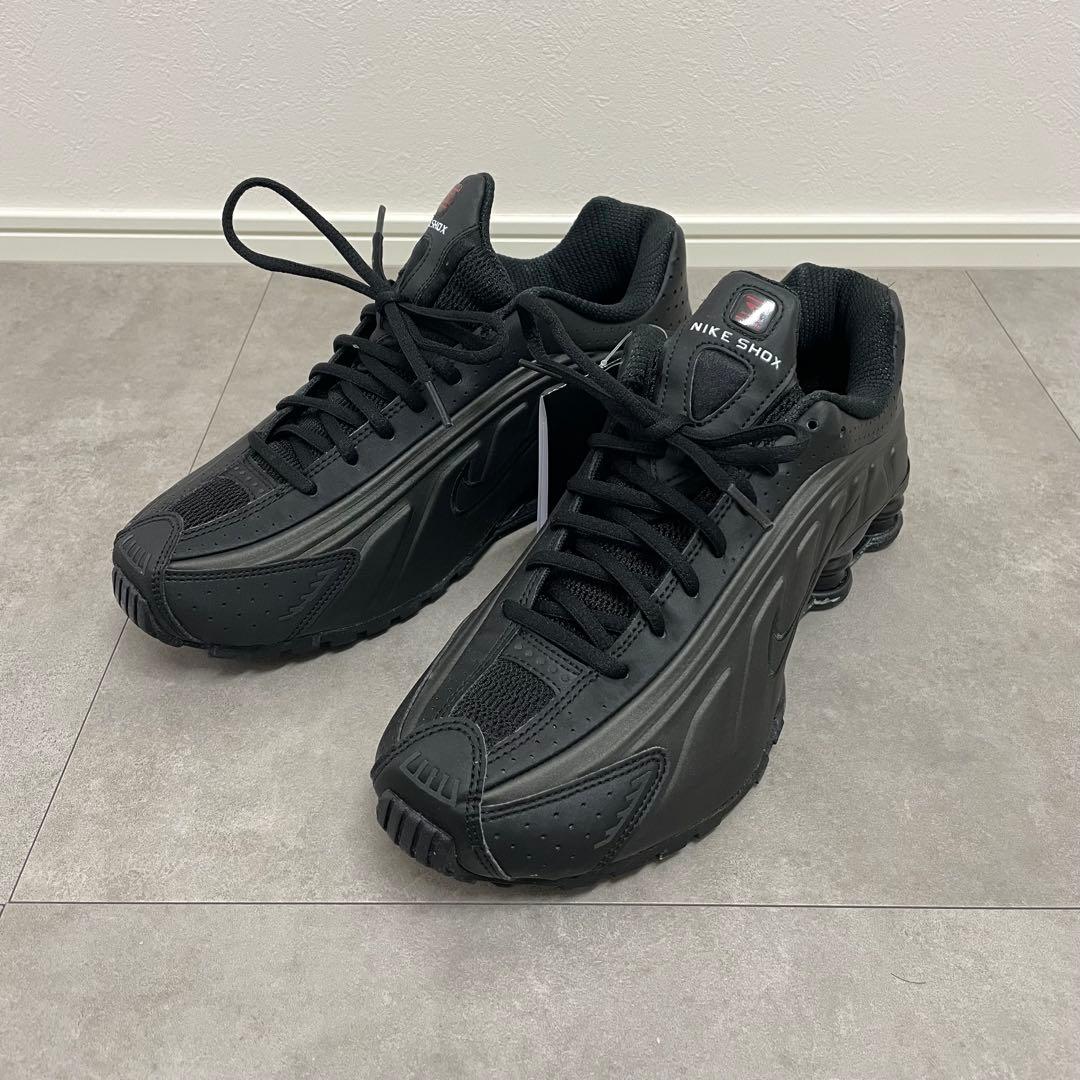 【未使用品】 NIKE SHOX R4 BLACK／27cm スニーカー