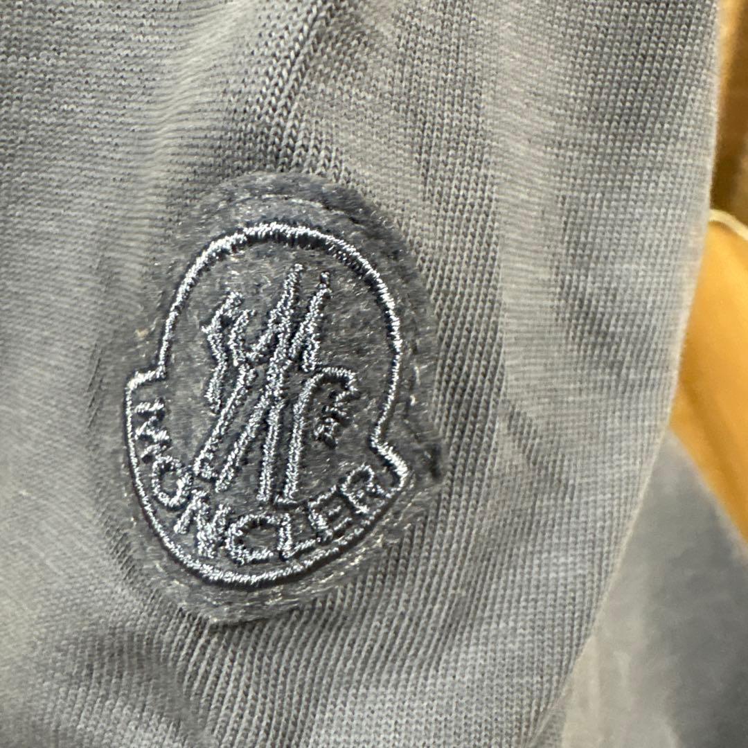 Moncler 青 Tシャツ