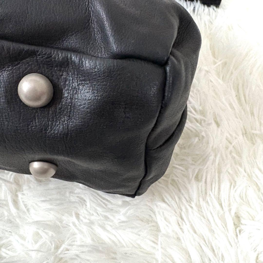 新品タグ付き☆kawa-kawa☆カワカワ　25bis レザー　ビッグファスナー