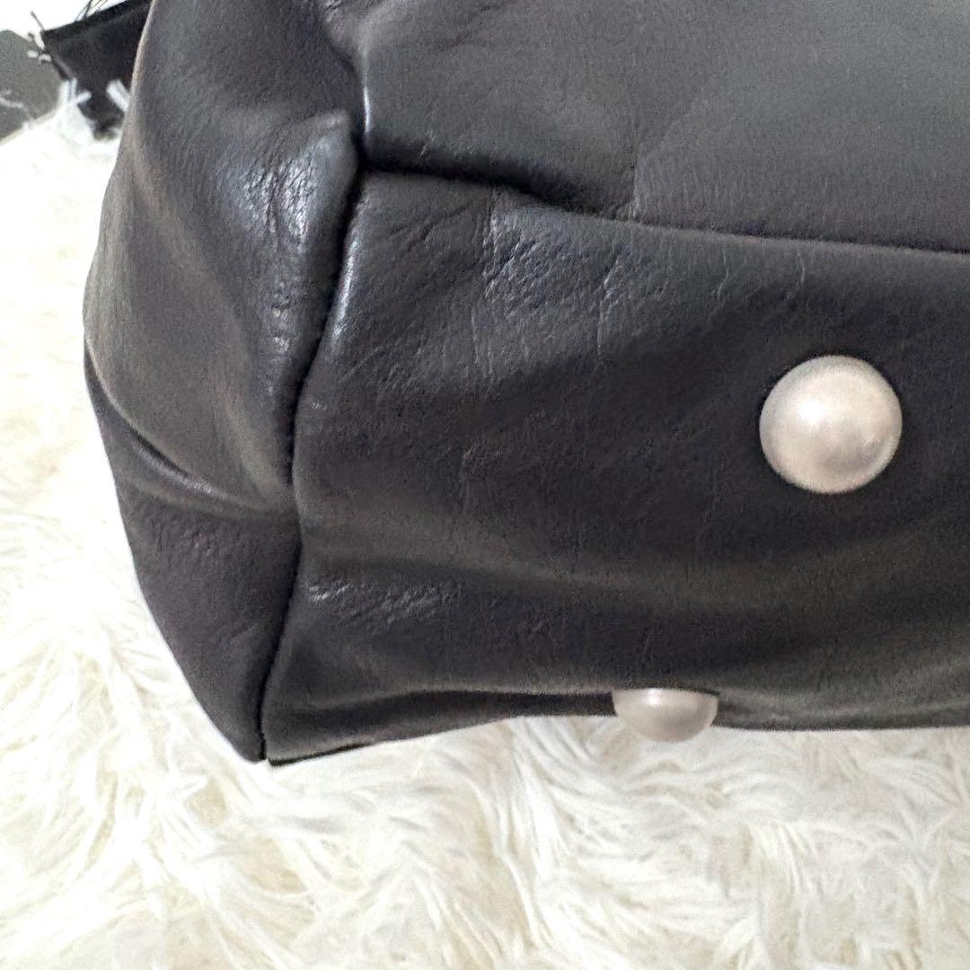 新品タグ付き☆kawa-kawa☆カワカワ　25bis レザー　ビッグファスナー