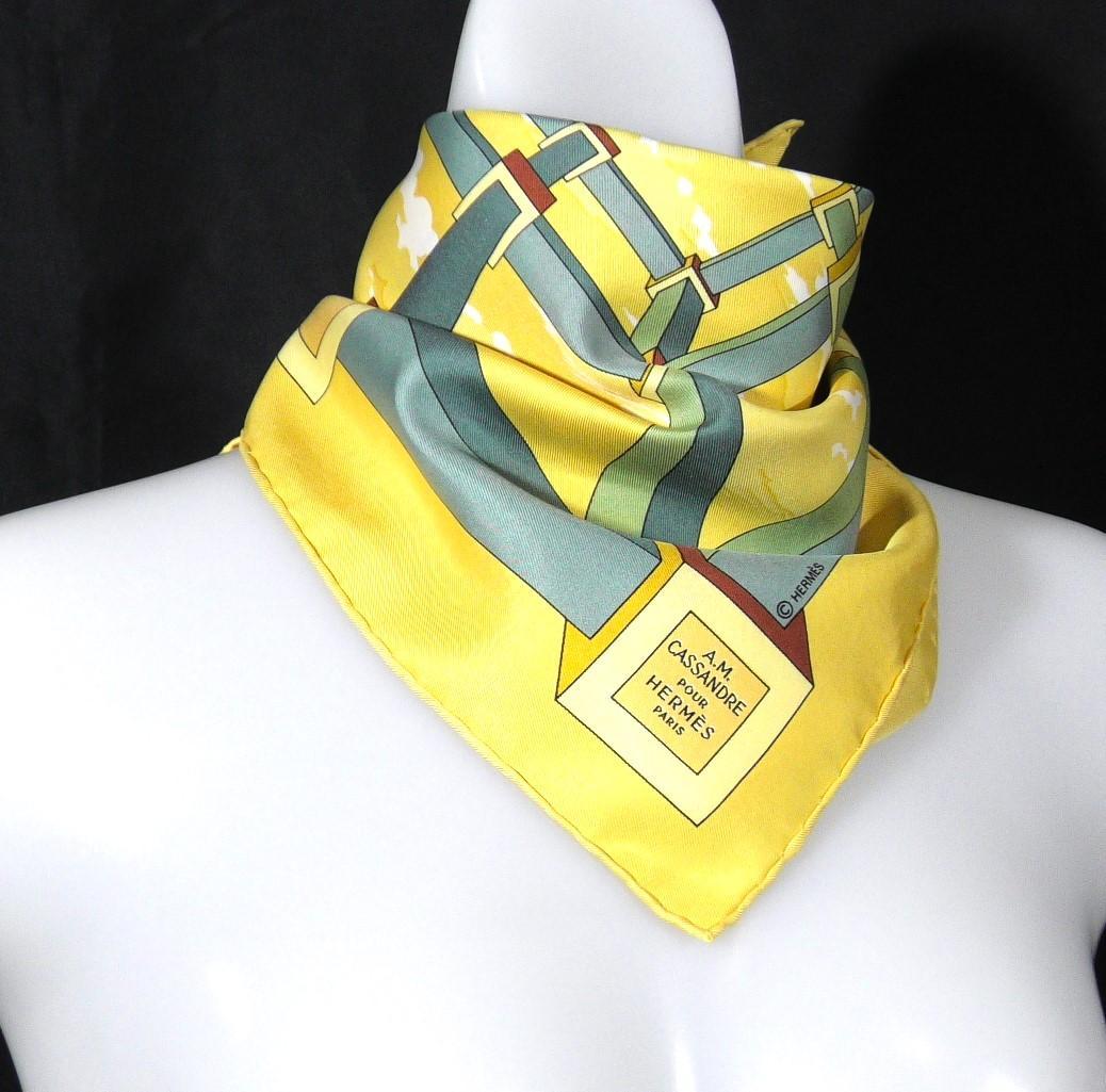 HERMES エルメス　スカーフ　カレ40　 D504