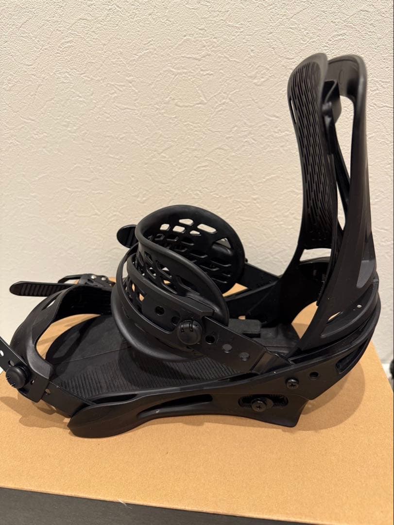 Burton Genesis Reflex M ブラック