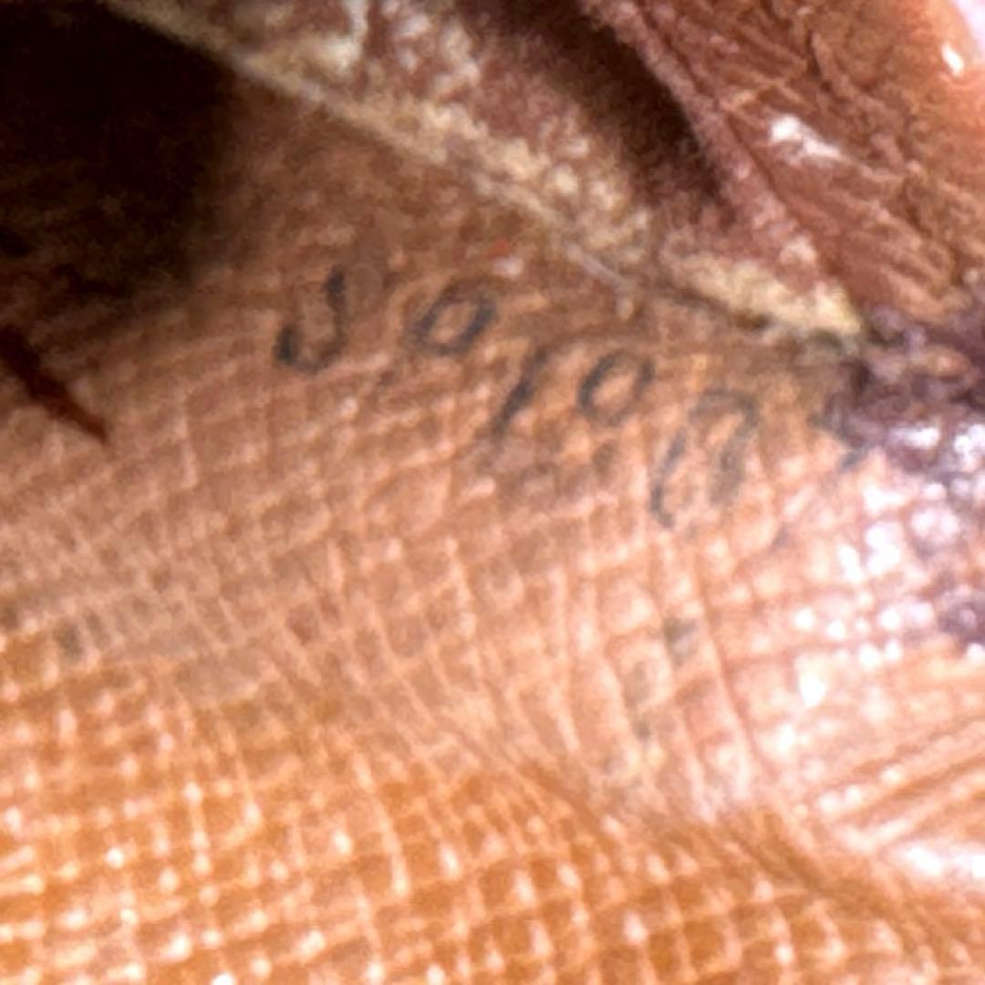 ⑦☆良品/Ⓜ️サイズ♪ポルトトレゾールエテュイパピエ ☆三つ折り財布