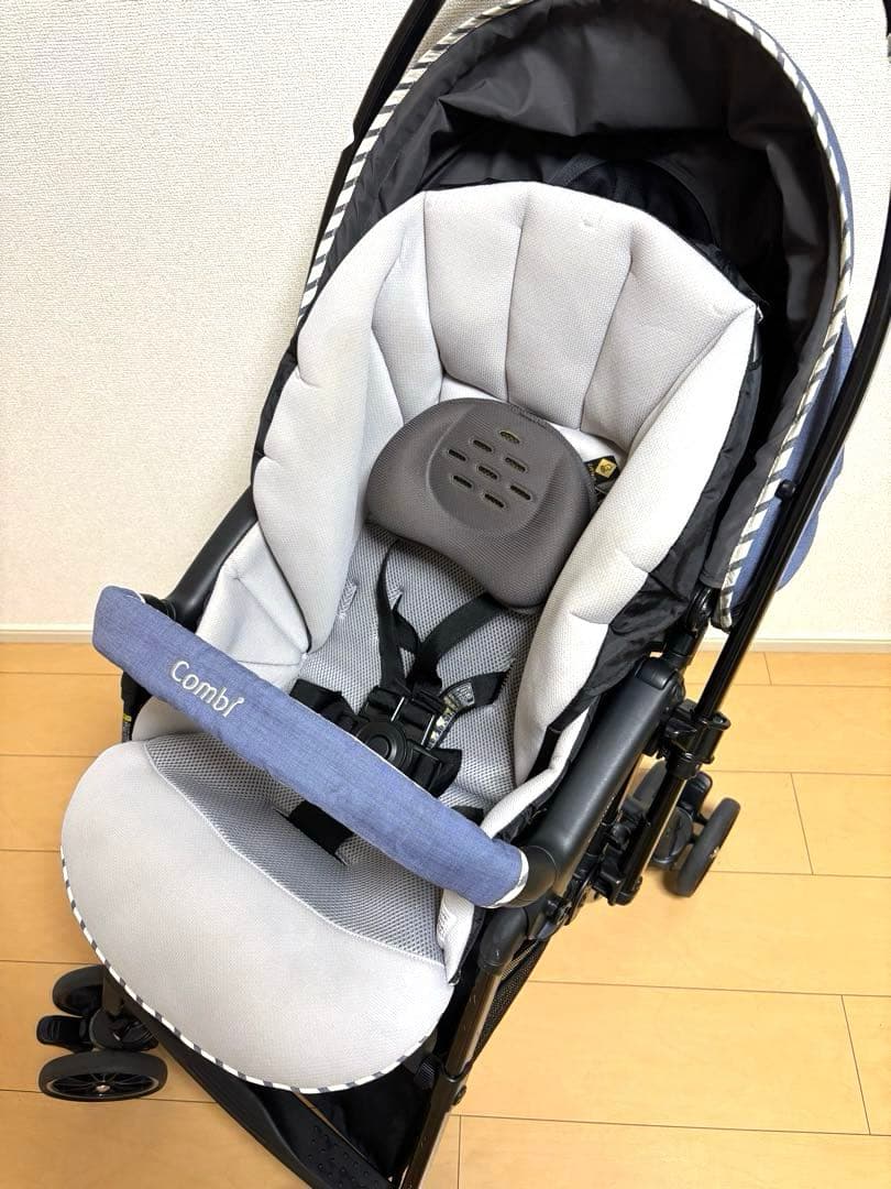 Combi コンビ スゴカルα 4キャス Light エッグショック ベビーカー