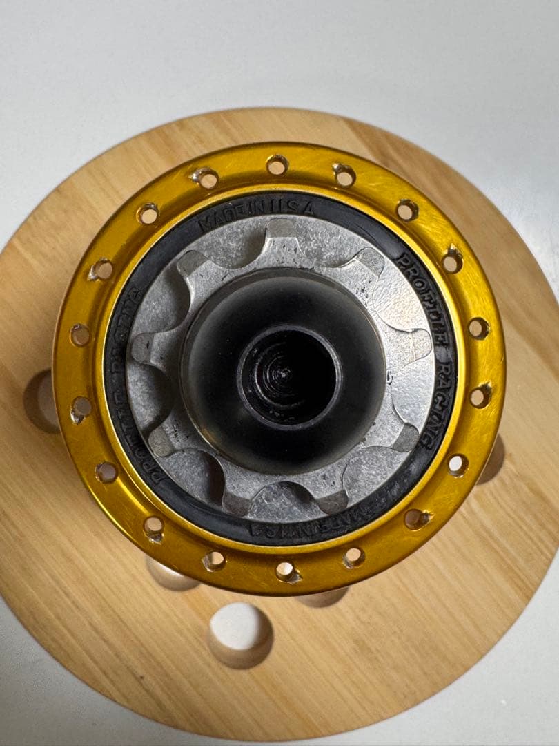 プロファイルレーシング　エリート　リアハブ　9T 36H BMX チタンコグ　右