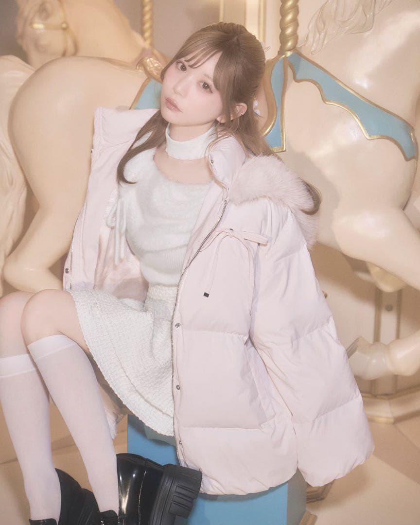 ミシェルマカロン　ファーフードリボンダウンコート　ピンク　フリーサイズ