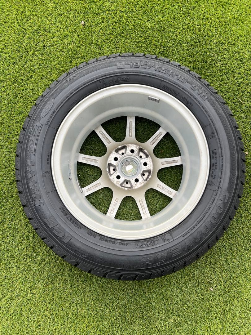 スタッドレス　アルミホイール195/65/15 PCD100 ５H 4本セット