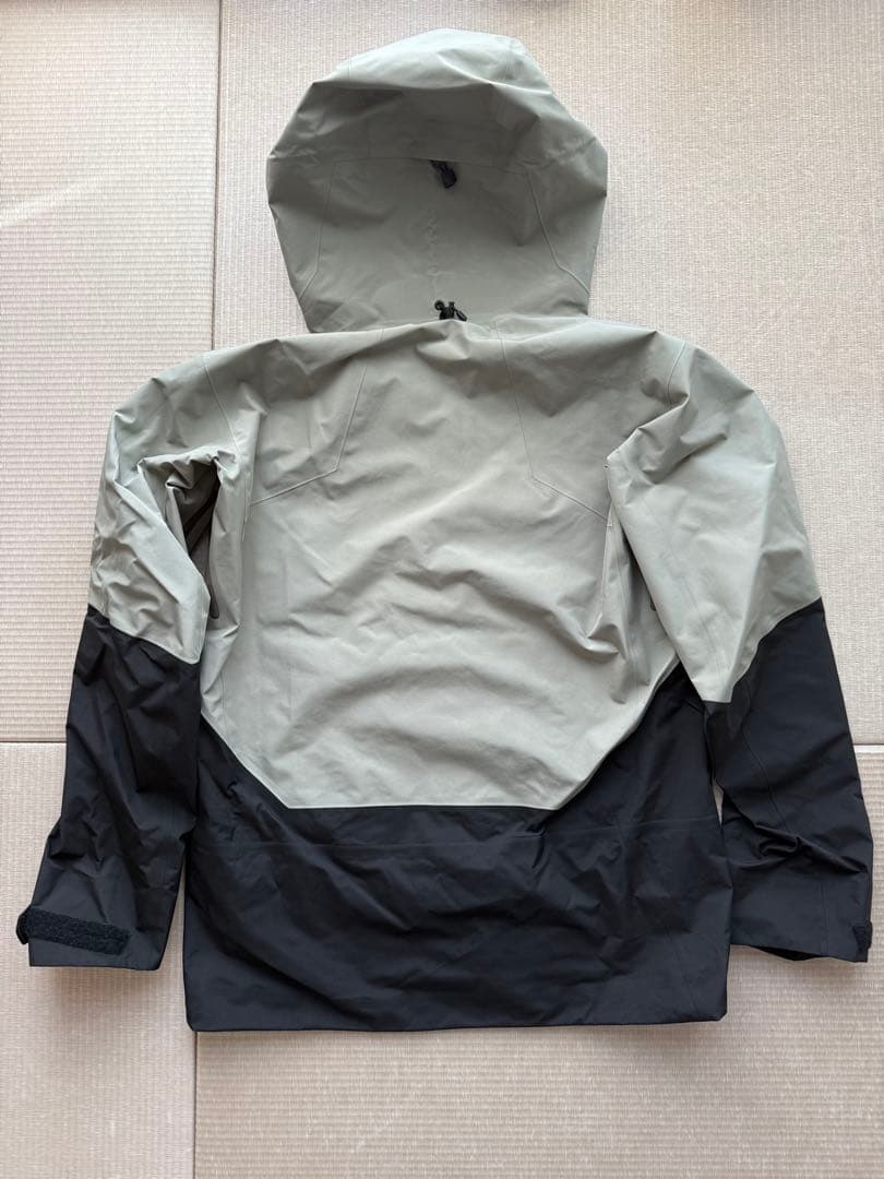 専用‼️アークテリクス　rush 希少カラー　M