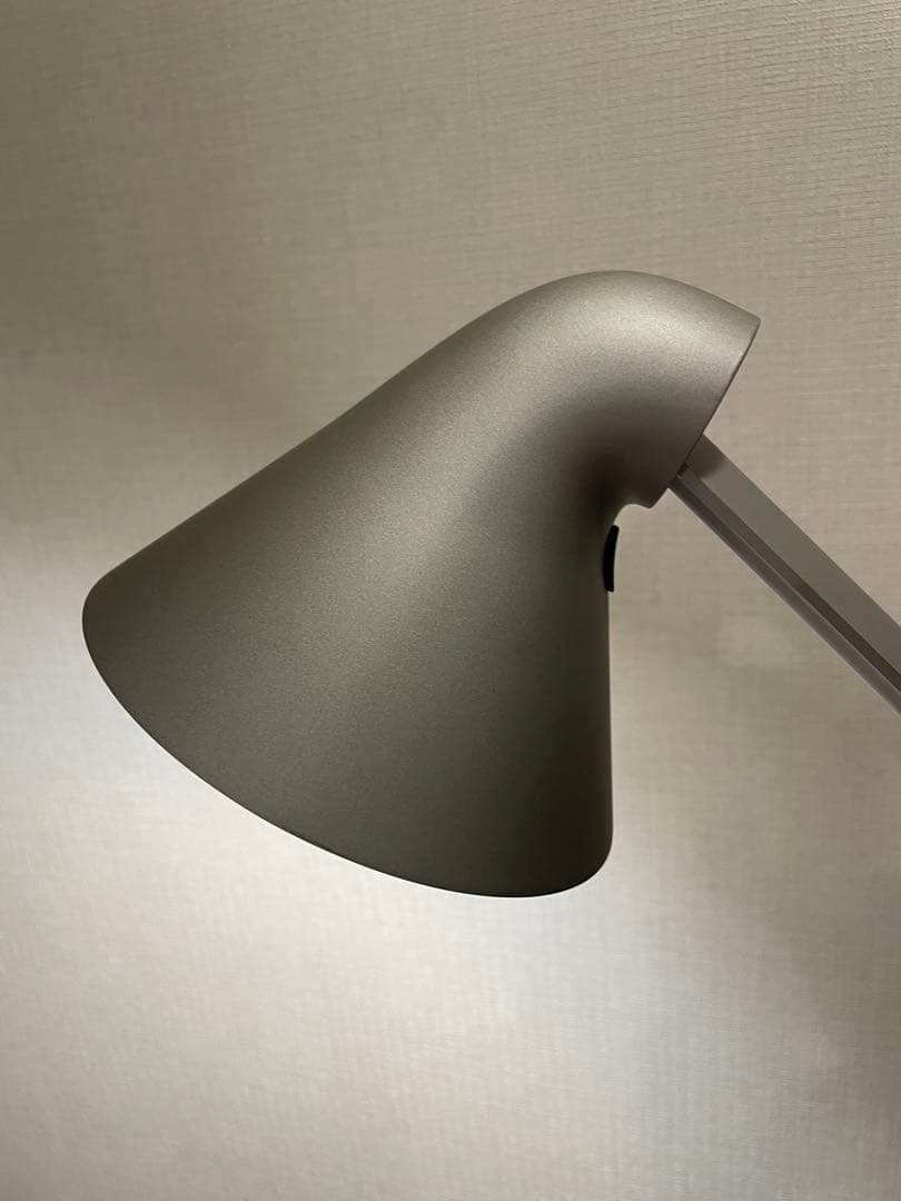 断*ン様 正規品 Louis Poulsen NJP フロア シルバー