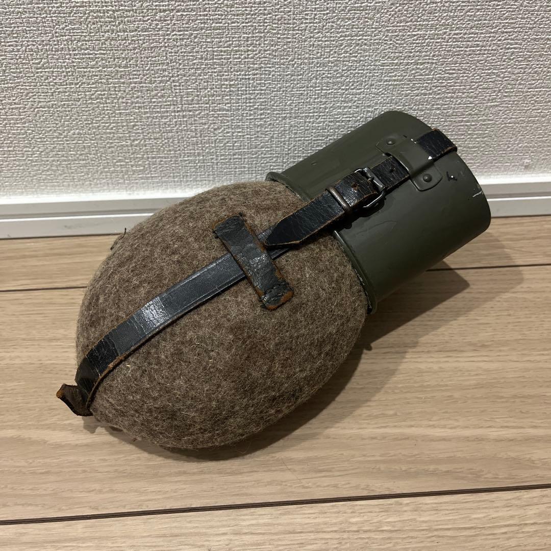 ノ*ー様 WWⅡドイツ軍／M31型アルミカップ付水筒 ドイツ国防軍 第二次世界大