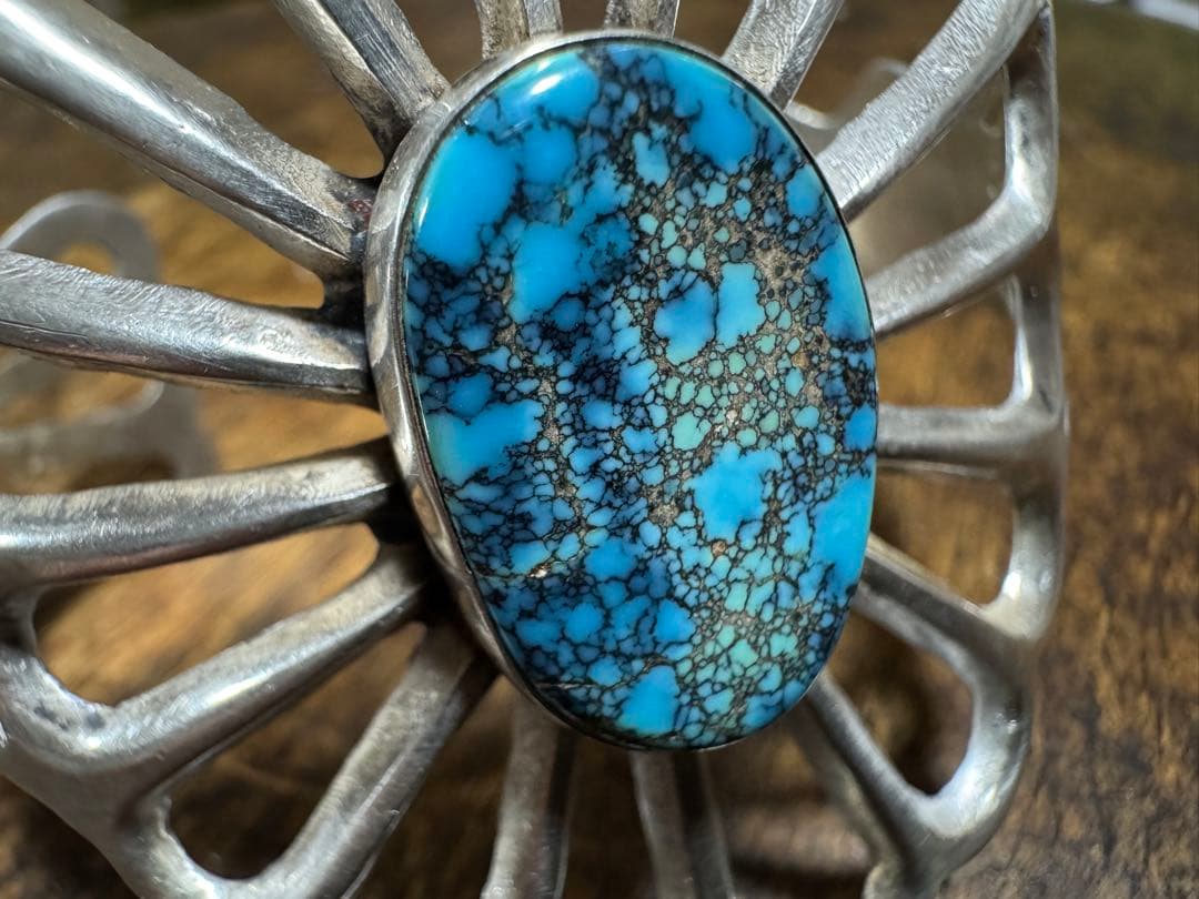 l*e様 ナンバーエイト　ターコイズ　サンドキャスト　ネイティブアメリカンジュエ