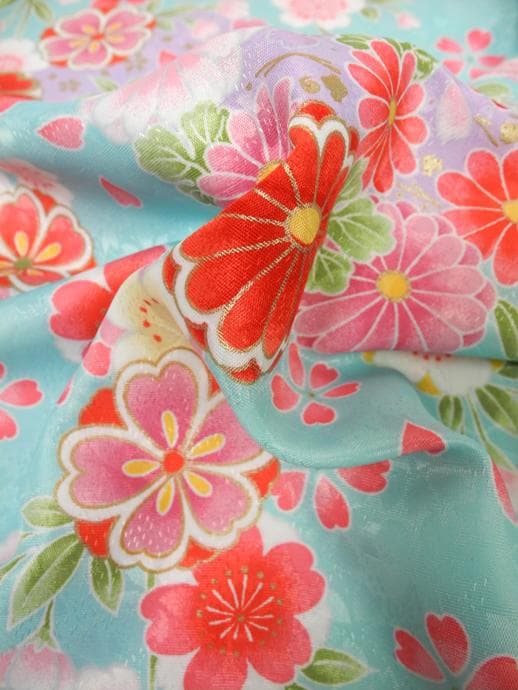 七五三やお祝い着 四つ身 ７歳 女の子 振袖 着物 水色系4516【中古】