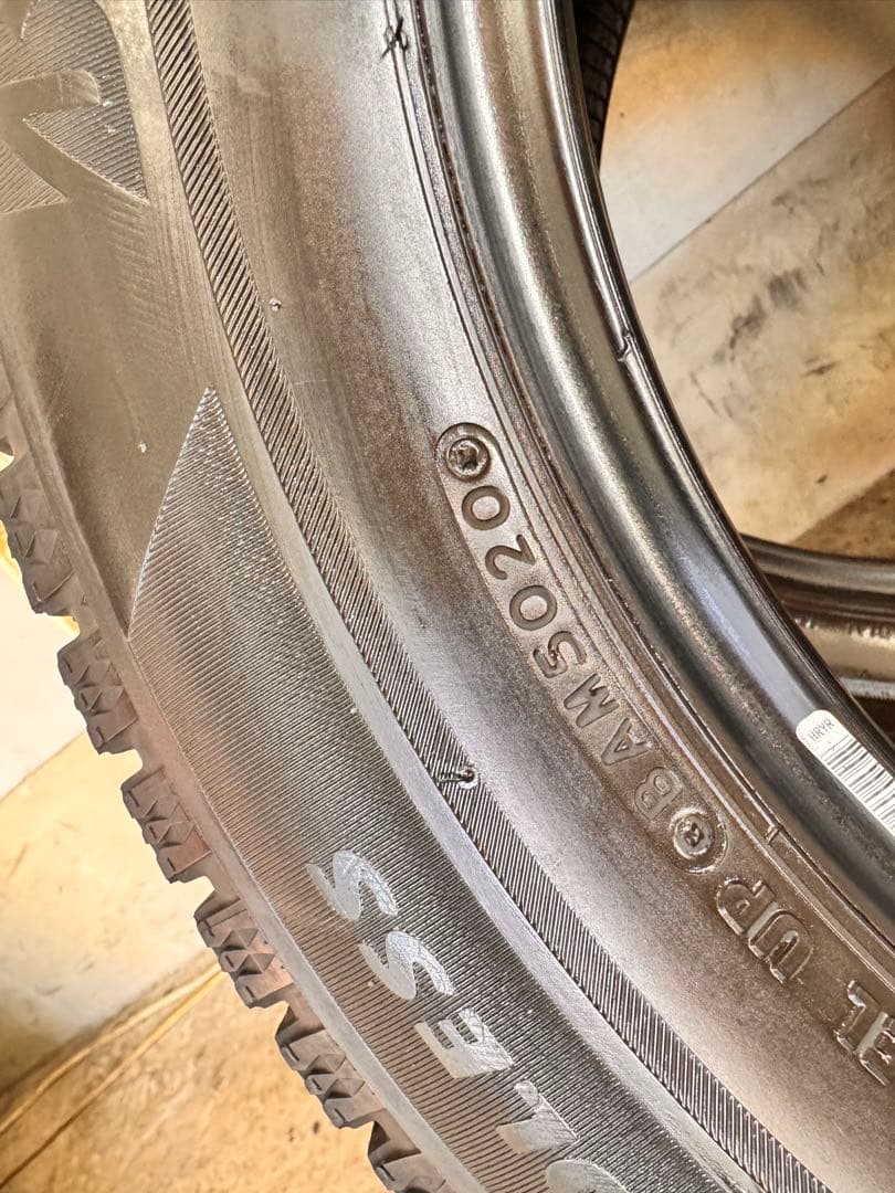 225/55r17 スタッドレス　VRX2 4本　エクストレイル　フォレスター