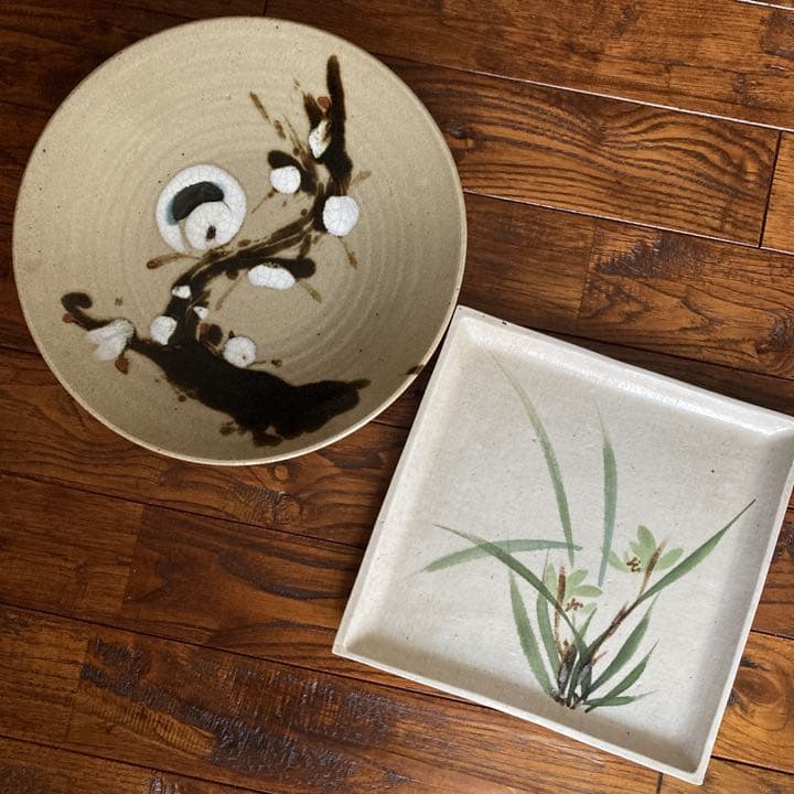陶器 大皿 2枚組 益子焼 梅 丸皿／在銘 水仙 布目 角皿 レトロ和食器 和皿
