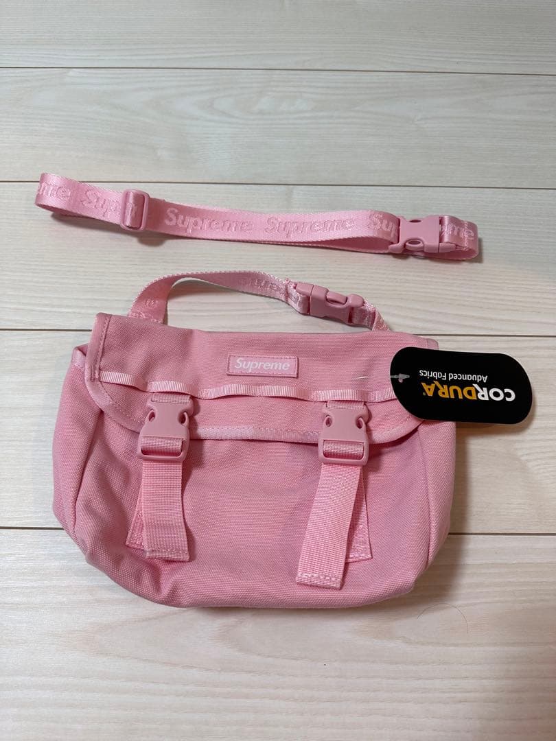 Supreme ピンク メッセンジャーバッグ