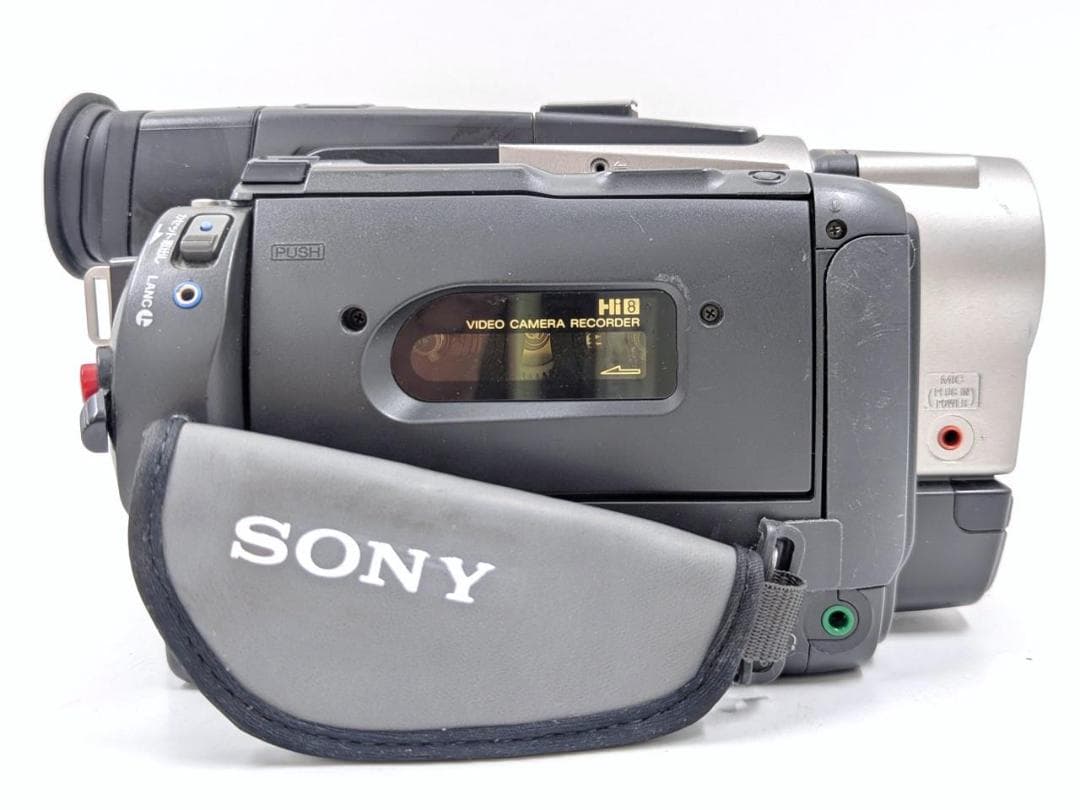 8mmテープのダビングに！ SONY ビデオカメラ CCD-TRV95 01