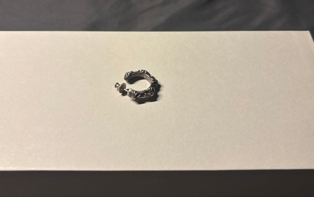 CHROME HEARTS クロムハーツ　クロスバンド フープピアス