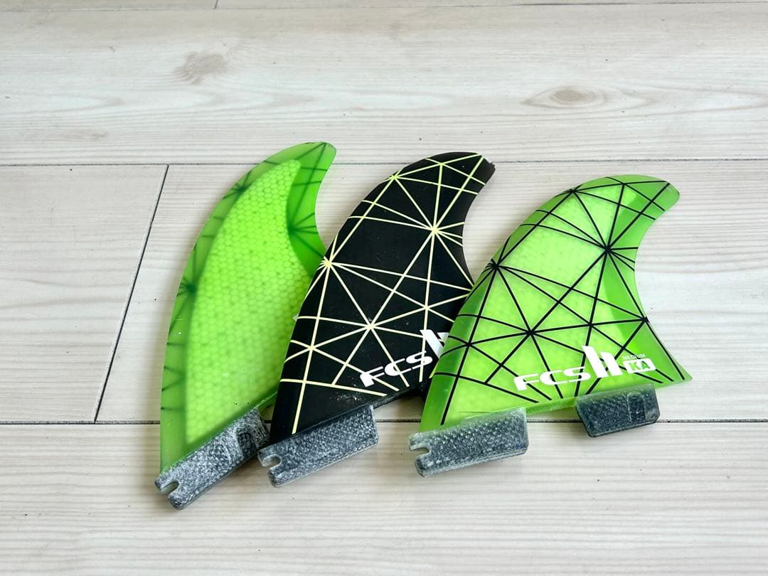 ロストサーフボード5'8 Outcat（フィン＋リーシュ+ケース）