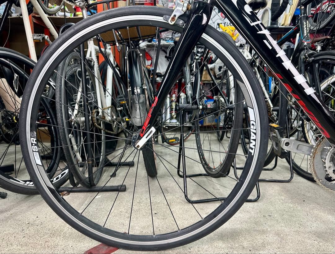 GIANT Defy2基本分解発送送料無料！完成車渡しもご相談ください！