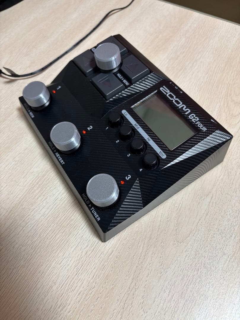 ZOOM g2four エクスプレッションペダル付き マルチエフェクター