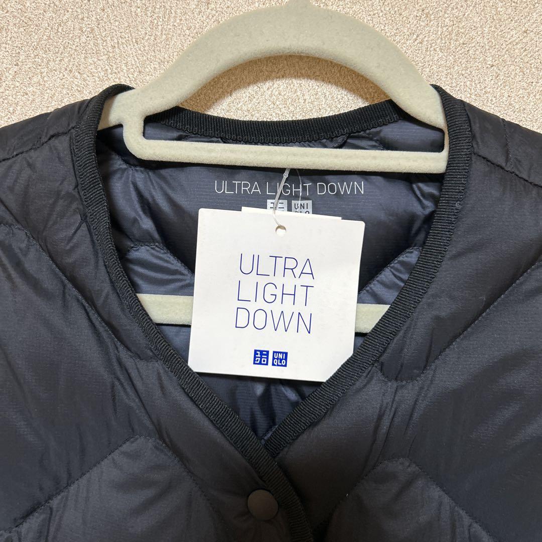 新品未使用タグ付き 美品 ユニクロ ウルトラライトダウンベスト 袋付きSサイズ