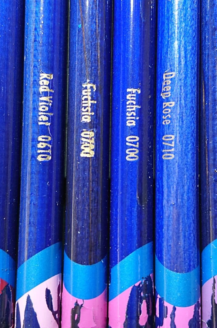 ダーウェント インクテンス 72 水彩色鉛筆