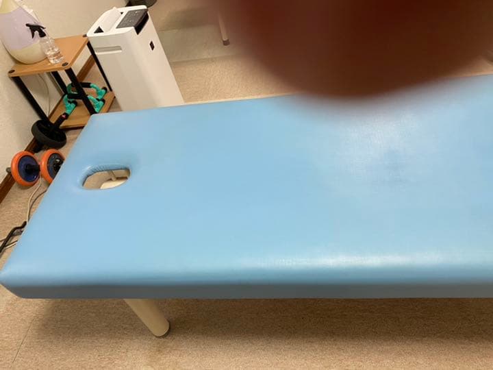 マッサージ用フェイス穴空き有孔ベッド&胸当てクッションとフェイスクッション