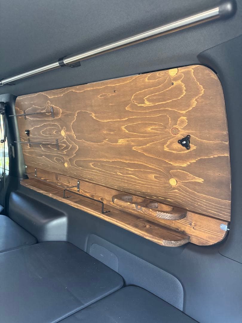 ハイエース　窓埋めパネル　左右　ビンテージ風　車中泊　キャンプ