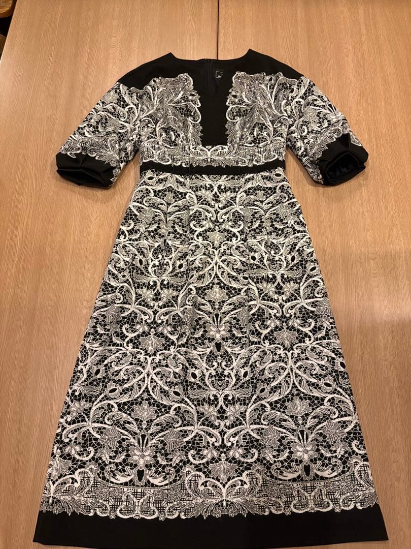 GRACE CONTINENTAL レースプリントカットドレス 36