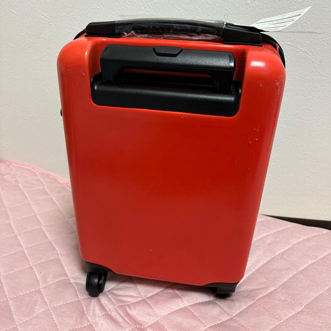 1番くじ スヌーピー キャリーケース