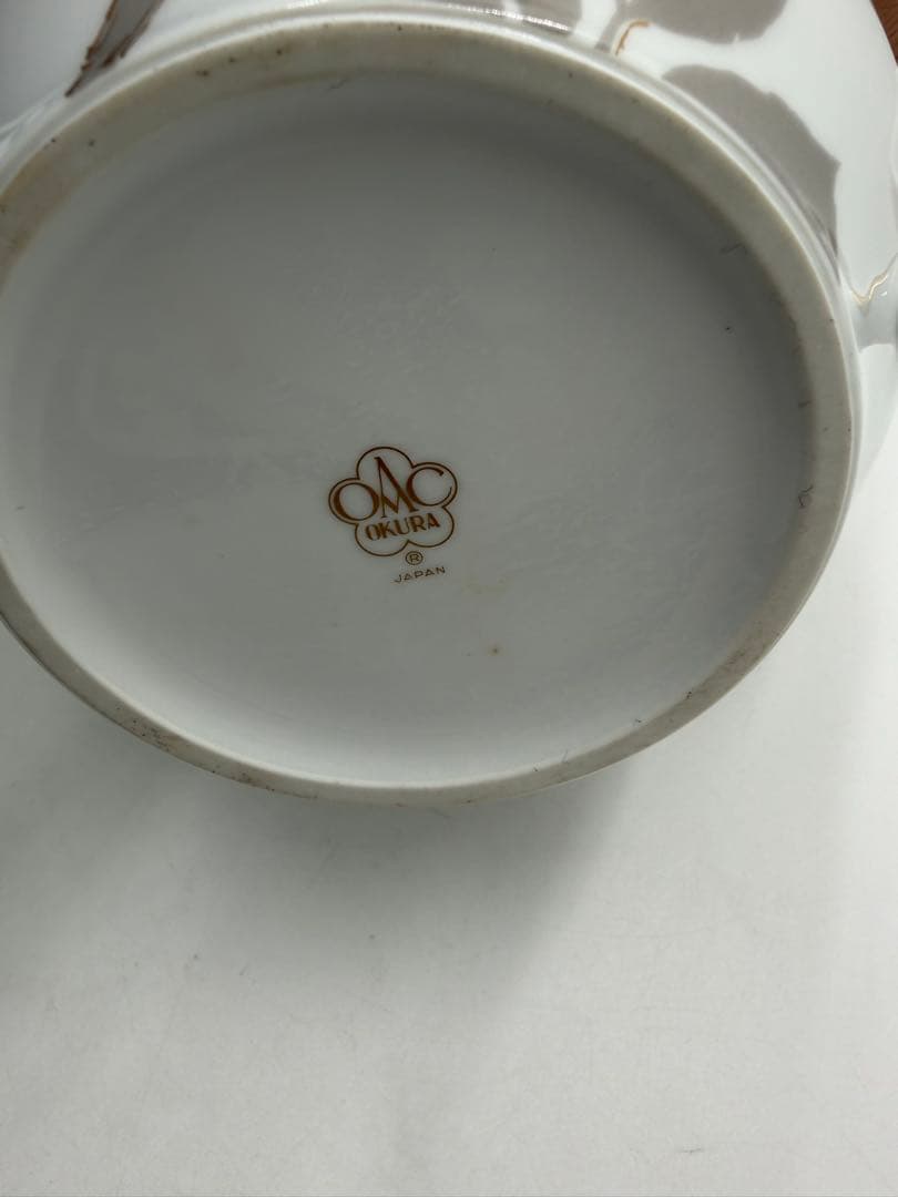 大倉陶園　　金彩薔薇 ティーポット＆シュガーポット＆ミルクポット　３点