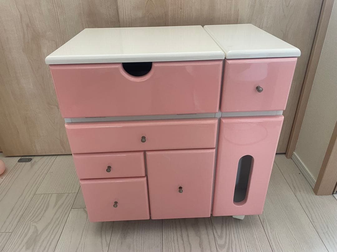 【かわいい】パステルピンク　化粧台　ドレッサー　タンス