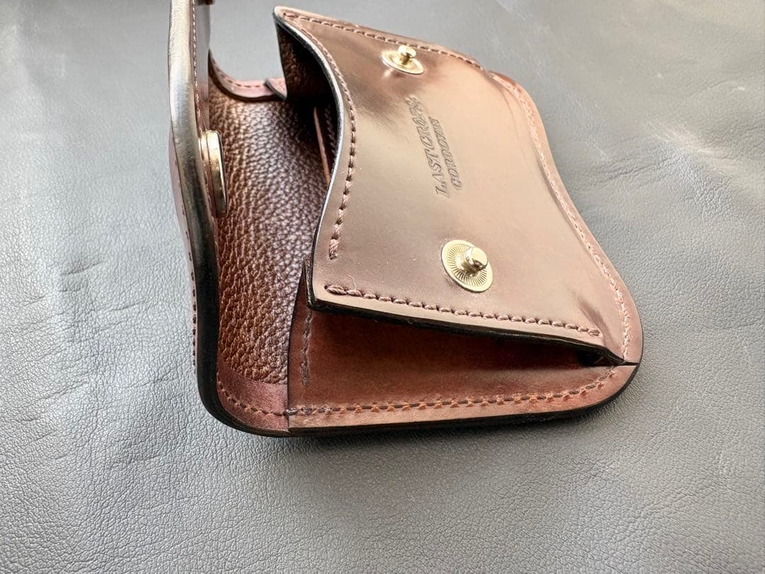 タング　シェルコードバン マーブル　バーガンディ　ラストクロップス