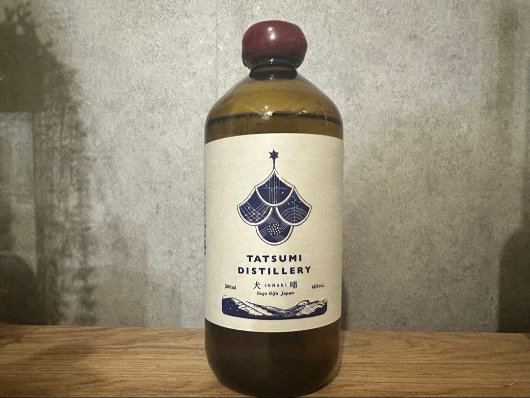 アルケミエ　辰巳蒸留所　ジン　犬啼