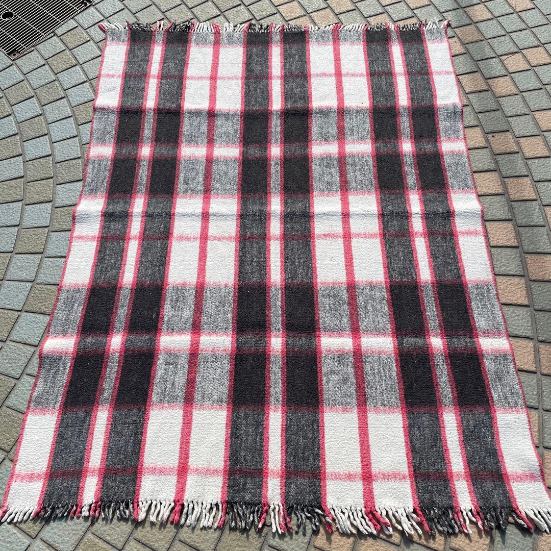 貴重BIGサイズ！70's〜アメリカヴィンテージ　ピンク×黒白ラグマットUSA