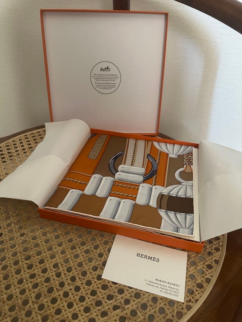 値下げ交渉◎ HERMES エルメス カレ 90 銀細工の花 スカーフ
