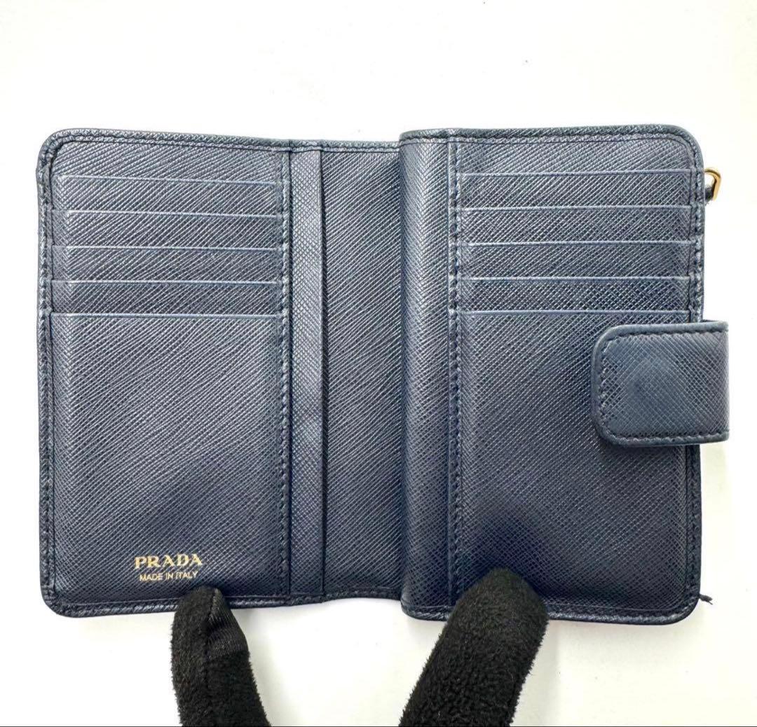 【美品】プラダ サフィアーノレザー ロゴプレート 二つ折り財布