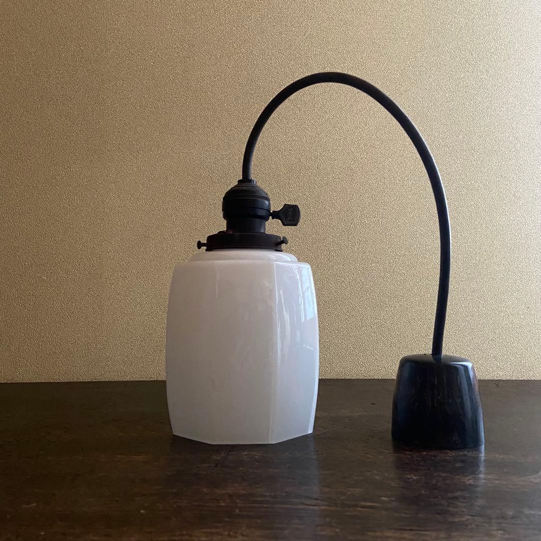 大正ロマン　アンティーク照明　乳白ガラス　八角シェード　レトロ