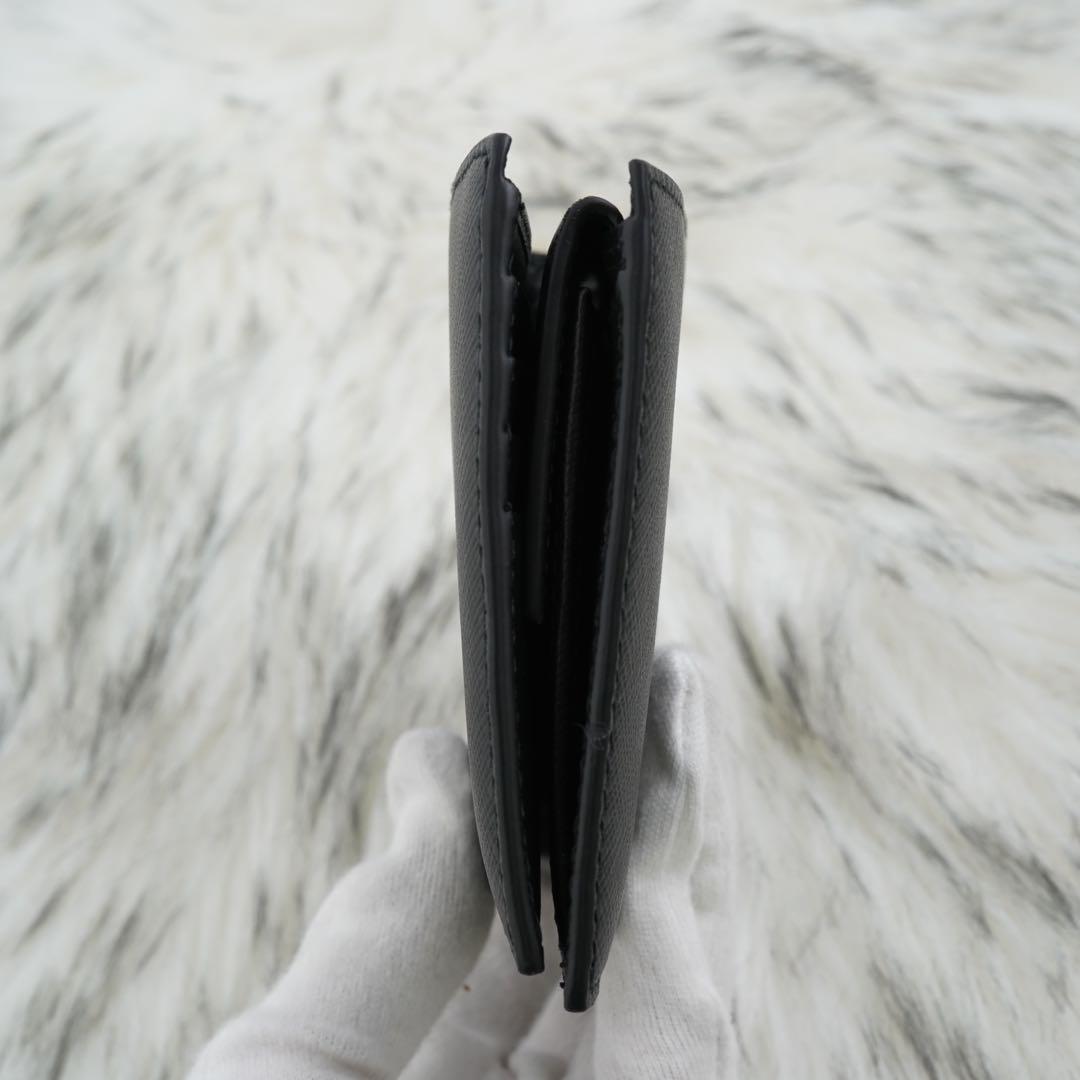 新品未使用品　jimmy choo ジミーチュウ　二つ折り財布　レザー　ブラック