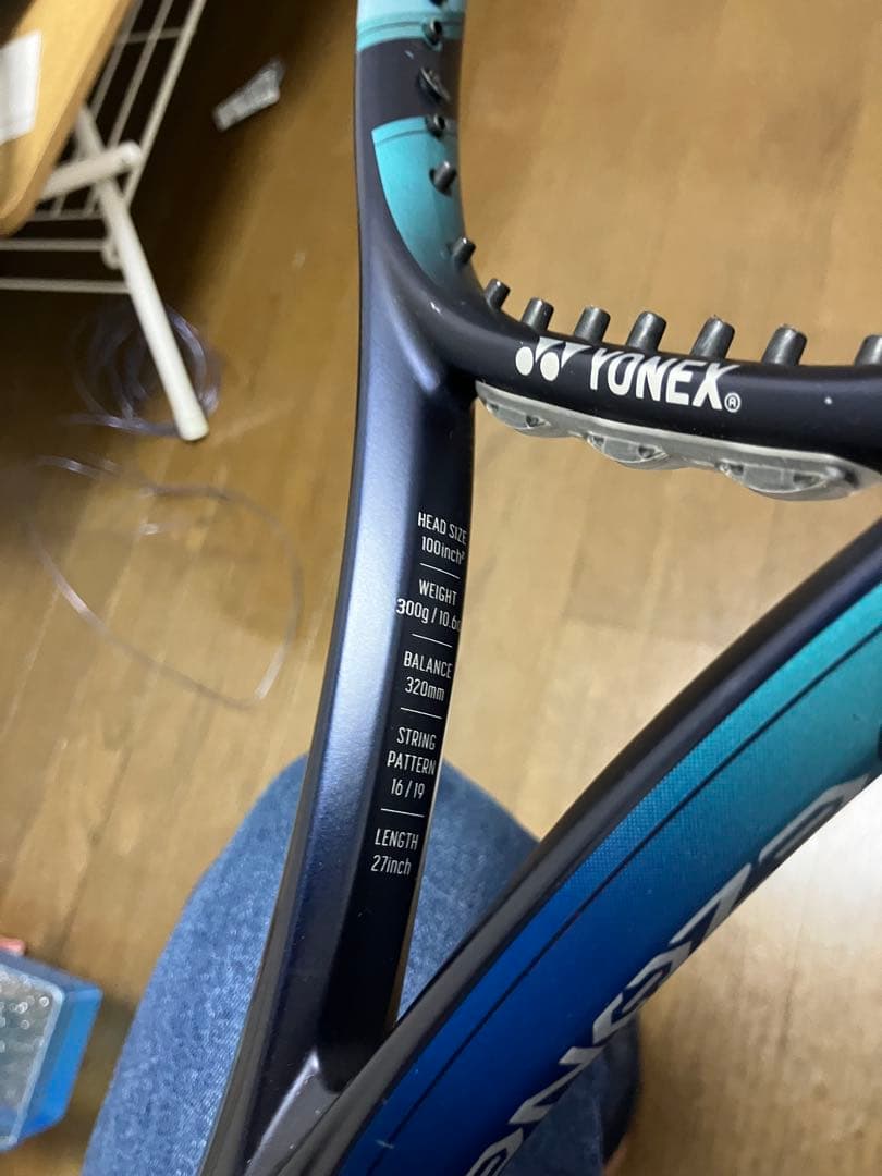 YONEX EZONE 100 g3 テニスラケット